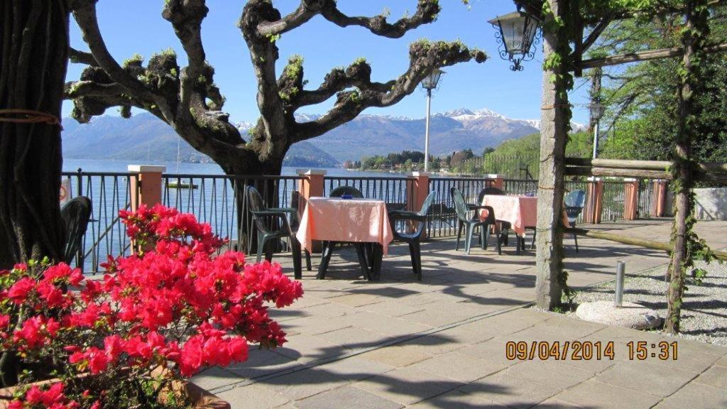 Albergo Riva Reno Di Leggiuno Екстериор снимка