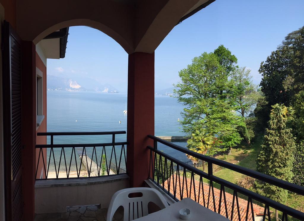 Albergo Riva Reno Di Leggiuno Екстериор снимка