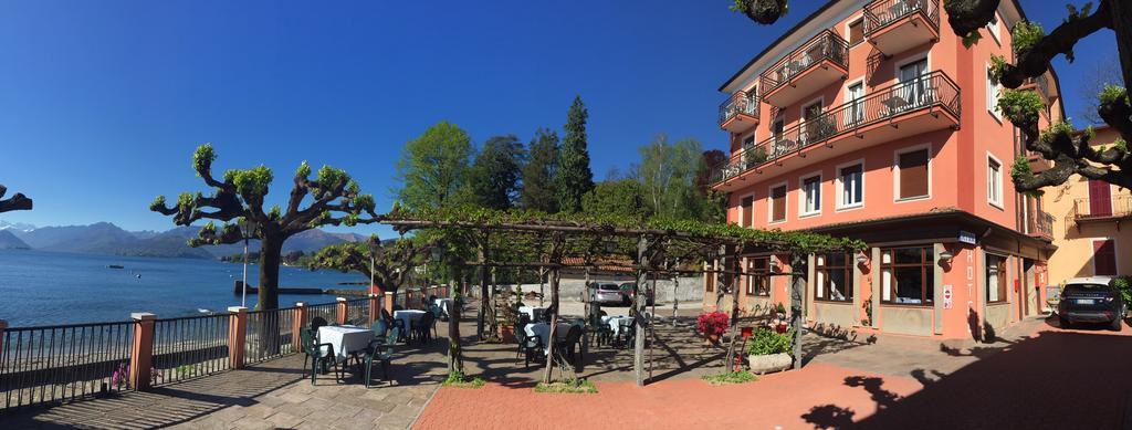 Albergo Riva Reno Di Leggiuno Екстериор снимка