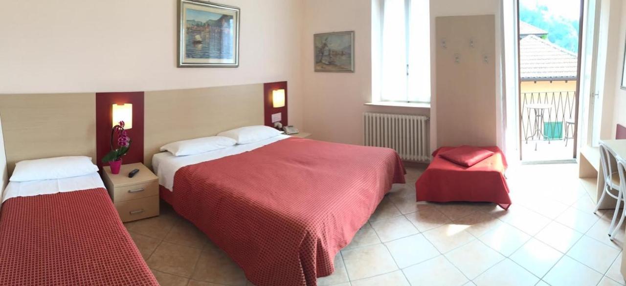 Albergo Riva Reno Di Leggiuno Екстериор снимка
